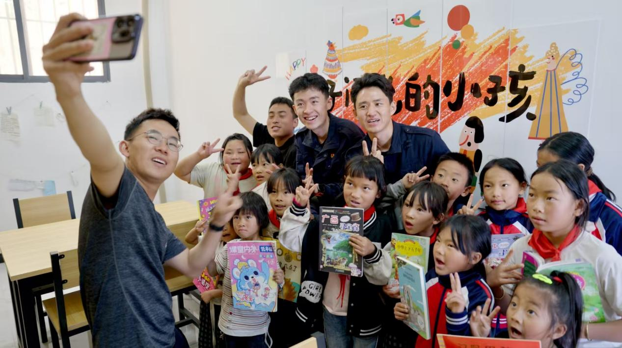 丘北的这个“驻村札记”，让600万人次看见一场山乡之变