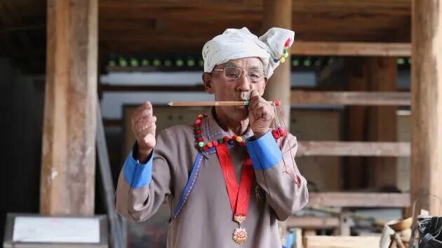 一个民族两万余人一座博物馆：七旬老人的20年文化守护