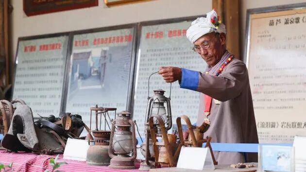 他把一个民族的记忆，装进了一座博物馆