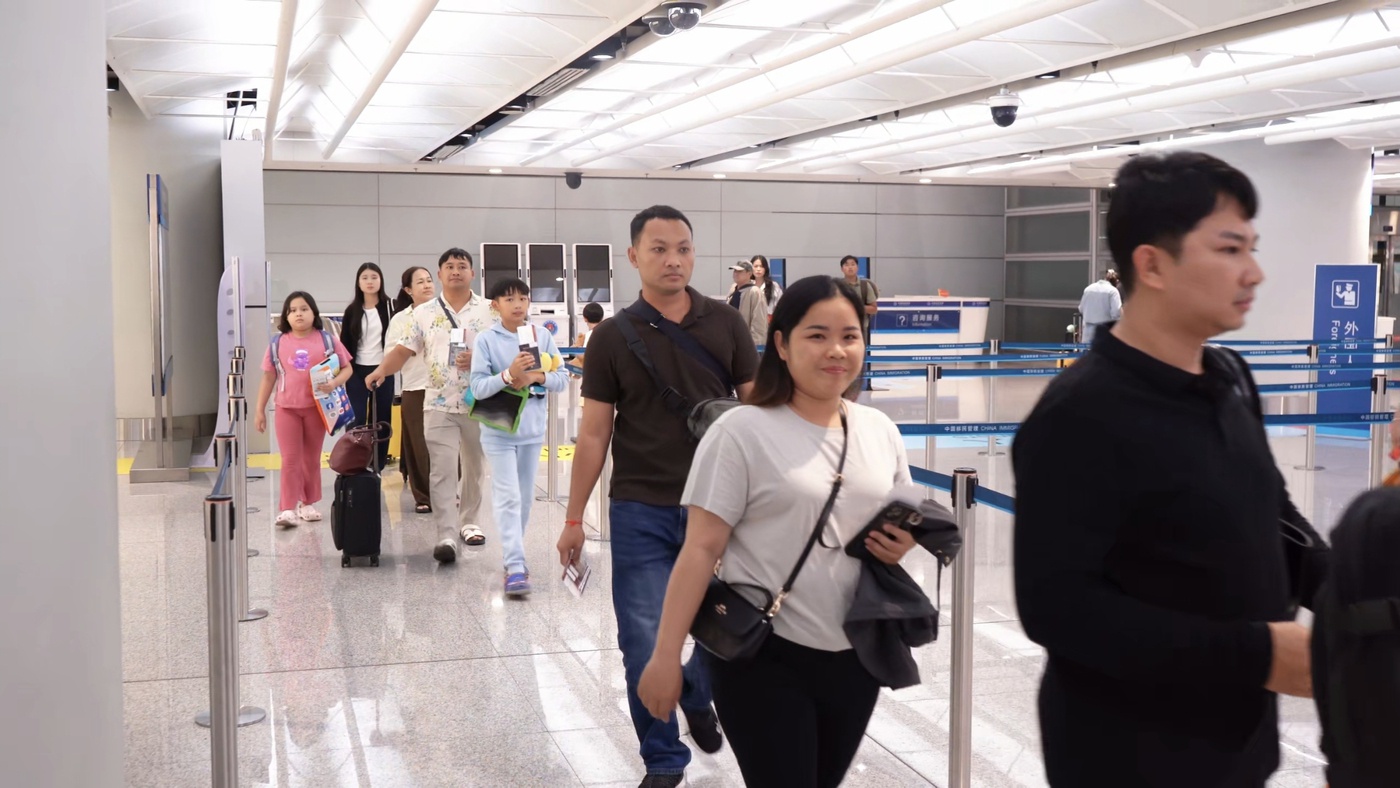 240小时过境免签持续扩容昆明边检多举措护航旅客入境